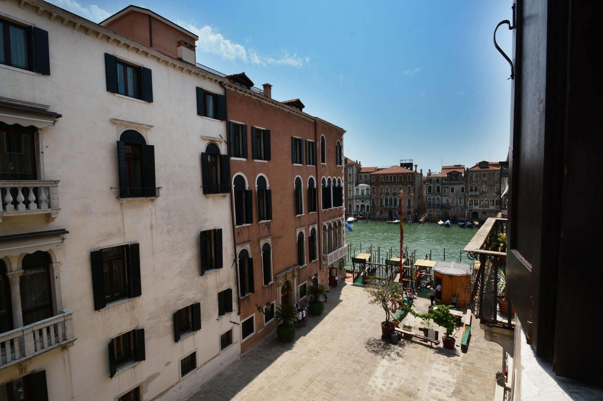 Appartement Ve.N.I.Ce. Cera Palazzo Grimani à Venise Extérieur photo